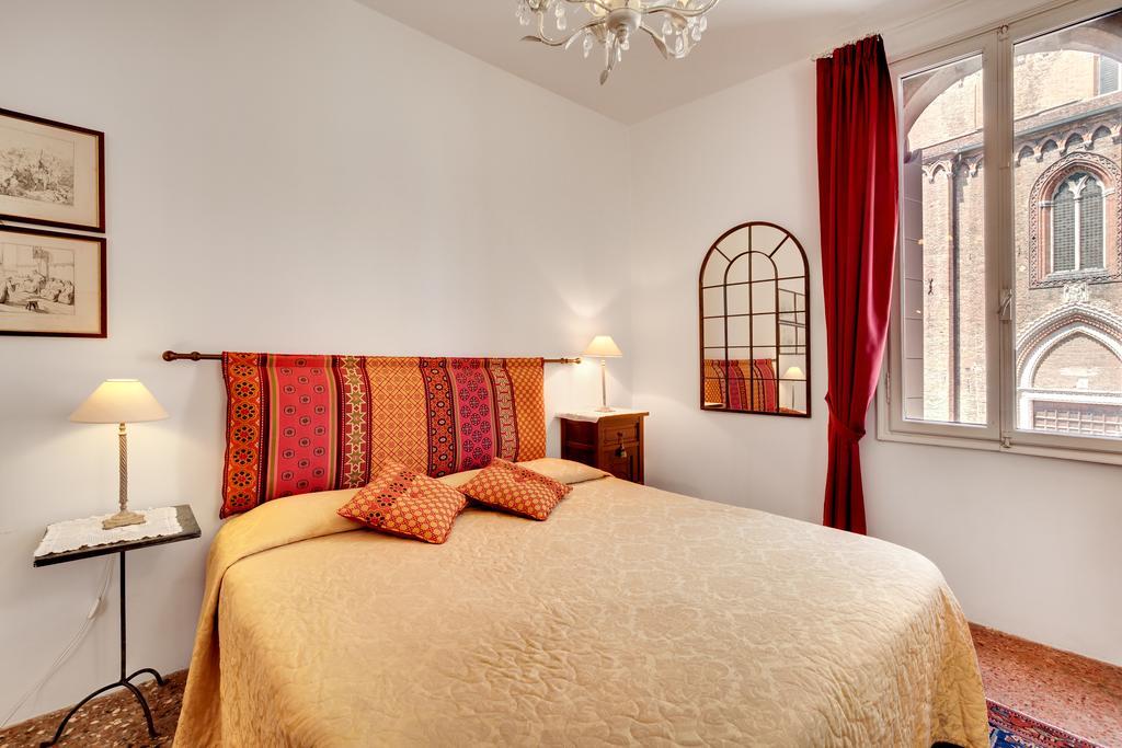 Ca' Badoer Frari Apartment เวนิส ภายนอก รูปภาพ